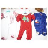 Round Wicker Basket, Stuffed Animals, Baby Christmas Outfits, Bluebirds & Nest Puppets