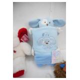 Round Wicker Basket, Stuffed Animals, Baby Christmas Outfits, Bluebirds & Nest Puppets