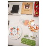 Decor Lot. New/Like New