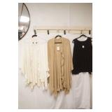 (3ct) New/Like New Womens Sweaters.