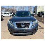 2013 NISSAN PATHFINDER SV *133k Miles | 4x4 | 3rd Row Seating* (NO RESERVE)