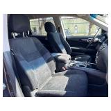 2013 NISSAN PATHFINDER SV *133k Miles | 4x4 | 3rd Row Seating* (NO RESERVE)