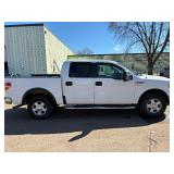 2010 FORD F-150 XLT *4x4 | No Accidents* (NO RESERVE)