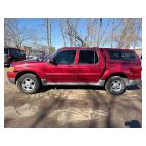 2004 FORD EXPLORER SPORT TRAC ADRENALIN *4x4 | No Accidents* (NO RESERVE)