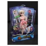 Disney Descendants 2 Isle Style Switch Mal 2-In-1 Doll Disney Descendants 2 Isle Style Switch Mal 2-In-1 Doll