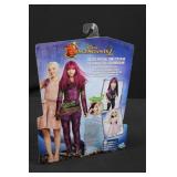 Disney Descendants 2 Isle Style Switch Mal 2-In-1 Doll Disney Descendants 2 Isle Style Switch Mal 2-In-1 Doll