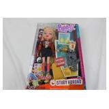 Bratz Study Abroad Dolls - 2x Cloe, 1x Yasmin (Lot of 3) Bratz Study Abroad Dolls - 2x Cloe, 1x Yasmin (Lot of 3)