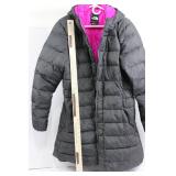 The North Face Women's Puffer Coat XL - Dark Gray Exterior / Pink Lining The North Face Women's Puffer Coat XL - Dark Gray Exterior / Pink Lining