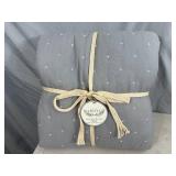 New Amari Luxury Cotton Blend Quilt - Queen Size