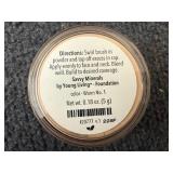 25 Jars Of Savvy Minerals Foundation