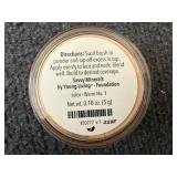 25 Jars Of Savvy Minerals Foundation