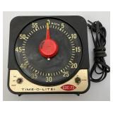 Vintage Electric TIME-O-LITE Model ECZ-73 Large Analog Timer For Photography Darkroom With Buzzer (Seems To Work)