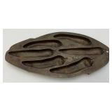 Vintage RARE Lodge Brand Cast Iron (Pepper Shaped) Corn Bread Pan