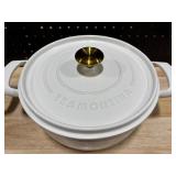 Dutch Oven 2 Piece Set Like New