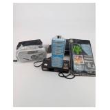 General Electric FlipFlash II Twin Pack with 2 Arrays & Kodak Instamatic 18 & QuickSnap 35mm Cameras General Electric FlipFlash II Twin Pack with 2 Arrays & Kodak Instamatic 18 & QuickSnap 35mm Cameras