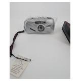 General Electric FlipFlash II Twin Pack with 2 Arrays & Kodak Instamatic 18 & QuickSnap 35mm Cameras General Electric FlipFlash II Twin Pack with 2 Arrays & Kodak Instamatic 18 & QuickSnap 35mm Cameras