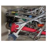 Craftsman & Crescent Hand Tools - Wrenches, Pliers, Screwdrivers, Level, Hammer Craftsman & Crescent Hand Tools - Wrenches, Pliers, Screwdrivers, Level, Hammer