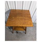 Oak End Table with Lower Shelf - Turned Legs, Vintage 28in L x 18in D Oak End Table with Lower Shelf - Turned Legs, Vintage 28in L x 18in D