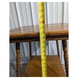 Oak End Table with Lower Shelf - Turned Legs, Vintage 28in L x 18in D Oak End Table with Lower Shelf - Turned Legs, Vintage 28in L x 18in D