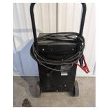 Schumacher SE-4020-CA Battery Charger & Engine Starter - 200A, 12V/6V, Fully Automatic Schumacher SE-4020-CA Battery Charger & Engine Starter - 200A, 12V/6V, Fully Automatic