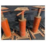 Industrial Screw Jacks with Base Plates (Lot of 4) Industrial Screw Jacks with Base Plates (Lot of 4)