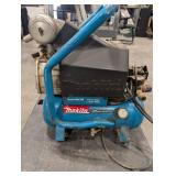 Makita MAC700 2 HP 2.6-Gallon Air Compressor - 3.3 CFM @ 90 PSI Makita MAC700 2 HP 2.6-Gallon Air Compressor - 3.3 CFM @ 90 PSI