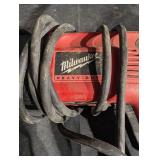 Milwaukee Heavy-Duty Hammer Drill 1/2 in (13 mm) - Corded Milwaukee Heavy-Duty Hammer Drill 1/2 in (13 mm) - Corded