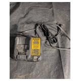 DeWALT DCB107 - 12V/20V MAX Li-Ion Battery Charger DeWALT DCB107 - 12V/20V MAX Li-Ion Battery Charger