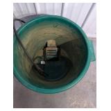 16 Gallon Heated Tub - Built-In Electric Heater 16 Gallon Heated Tub - Built-In Electric Heater