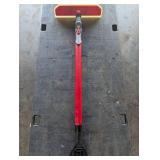 Red-Handled Squeegee Cleaning Tool with Pivot Head Red-Handled Squeegee Cleaning Tool with Pivot Head