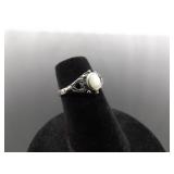 .925 Sterling Silver Inlayed Pearl Ring Size 4 .925 Sterling Silver Inlayed Pearl Ring Size 4