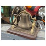 Vintage Brass Ship Bell 7' x 4 1/2' x 7' Vintage Brass Ship Bell 7' x 4 1/2' x 7'