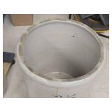 Red Wing 25-Gallon Stoneware Crock 25' x 19 1/2' Red Wing 25-Gallon Stoneware Crock 25' x 19 1/2'