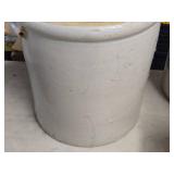 Red Wing 10-Gallon Stoneware Crock 16' x 16' Red Wing 10-Gallon Stoneware Crock 16' x 16'