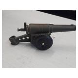 Vintage Cast Iron Army Toy Cannon - Big Bang by Premier (USA) Vintage Cast Iron Army Toy Cannon - Big Bang by Premier (USA)