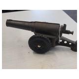 Vintage Cast Iron Army Toy Cannon - Big Bang by Premier (USA) Vintage Cast Iron Army Toy Cannon - Big Bang by Premier (USA)