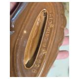 Vintage Red Wing #828 Ashtray Vintage Red Wing #828 Ashtray