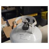 30-lb Propane Tank (Full !) 30-lb Propane Tank (Full !)