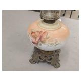 Oil Lamp / Victorian style Oil Lamp / Victorian style
