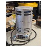 LP/Propane Gasoline 40-80,000-BTU Heater 22' x 14' LP/Propane Gasoline 40-80,000-BTU Heater 22' x 14'