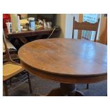 Vintage Clawfoot Wood Dining Table with (4) Wicker Seat Side Chairs Vintage Clawfoot Wood Dining Table with (4) Wicker Seat Side Chairs