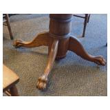 Vintage Clawfoot Wood Dining Table with (4) Wicker Seat Side Chairs Vintage Clawfoot Wood Dining Table with (4) Wicker Seat Side Chairs