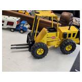 Vintage 1970's Mighty Tonka #54753 Pressed Steel Toy Forklift Vintage 1970's Mighty Tonka #54753 Pressed Steel Toy Forklift