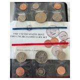 1989 P & D Mint Set 1989 P & D Mint Set