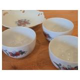 Lot of (5) Porcelain Bowls by Villeroy & Boch / Floral Design (on outside) / 3-1/2' x 3-3/4' (x3) and 8'D x 1.5' (x2)