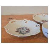 Lot of (5) Porcelain Bowls by Villeroy & Boch / Floral Design (on outside) / 3-1/2' x 3-3/4' (x3) and 8'D x 1.5' (x2)