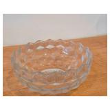 Vintage American Pattern Clear Glass Bowl by Fostoria