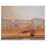 Vintage Footed Oval Etched Cut Glass Crystal Candy Dish, Indiana Glass Diamond 3-Toed Crystal Bowl, Pressed Glass Fruit/Dessert Bowl