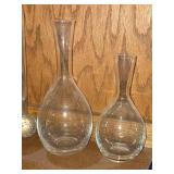 7-1/2' and 9-1/2' Clear Glass Table Vases