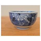 Mino Ware Donburi Series Porcelain Japanese Bowl (hand-painted blue and white)